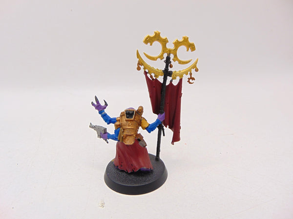 Acolyte Iconward