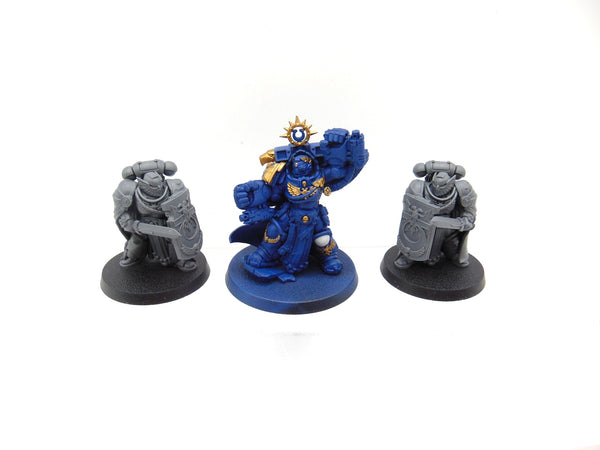 Marneus Calgar & Victrix Honour Guard
