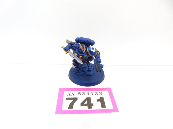 Primaris Lieutenant in Reiver Armour