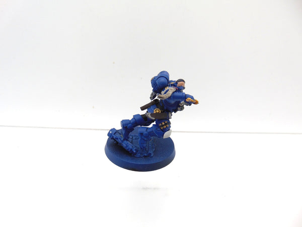 Primaris Lieutenant in Reiver Armour