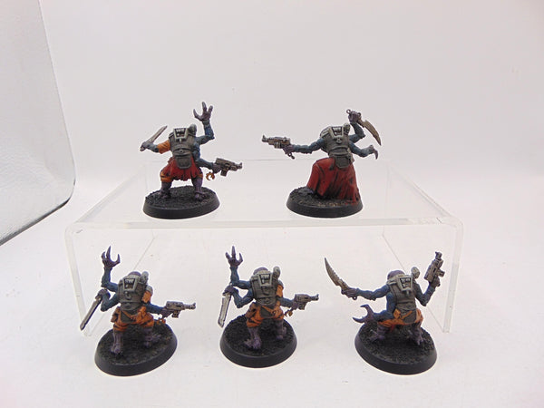 Acolyte Hybrids