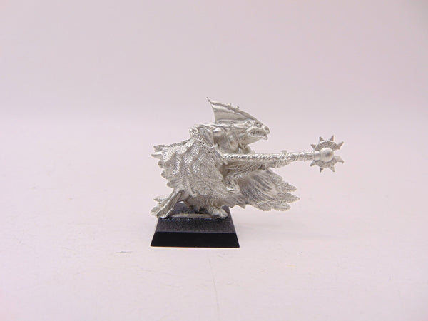 Skink Priest with Feathered Cloak