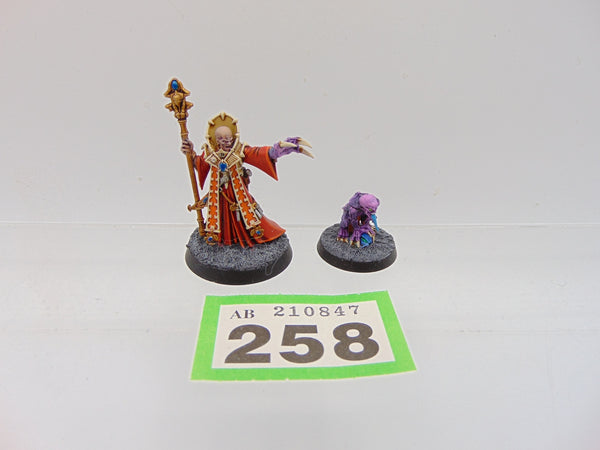 Magus & Genestealer Cult Familiar