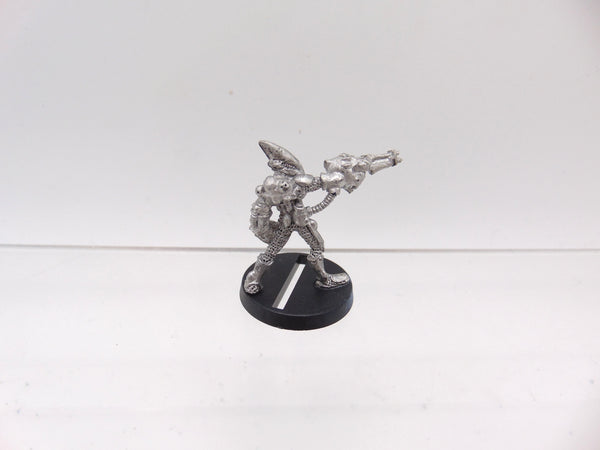 RT04 Space Elves Sgt. Mael Nightwing