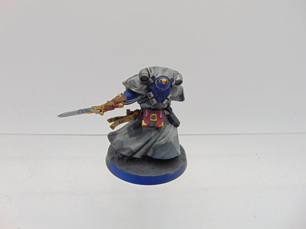 Primaris Librarian in Phobos Armour