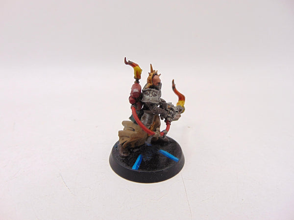 Ministorum Priest with Vindictor / Zealot Pious Vorne