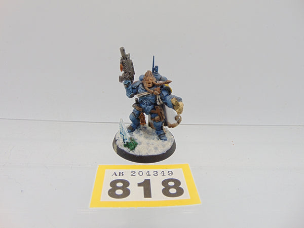 Primaris Captain in Phobos Armour