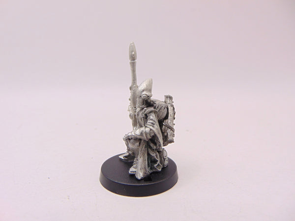 Eldar Ranger Kneeling