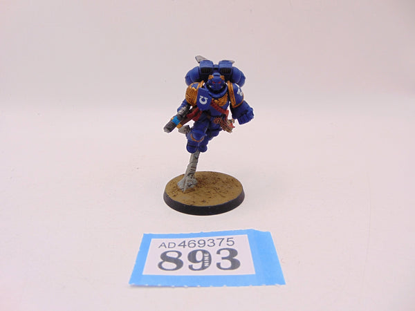 Primaris Captain with Jump Pack