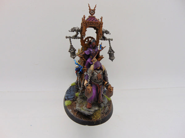 Pontifex Zenestra, Matriarch of the Great Wheel