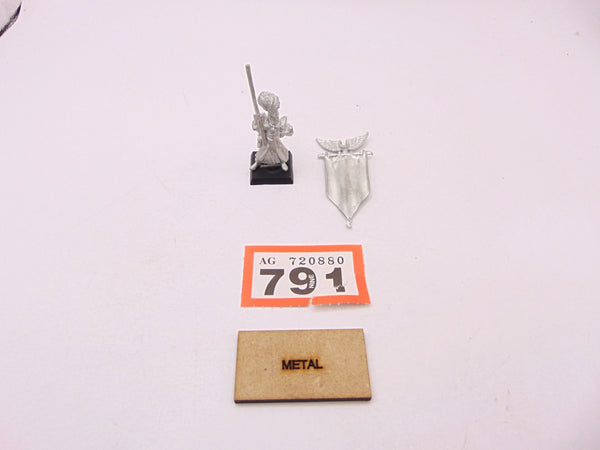 High Elf Battle Standard Bearer