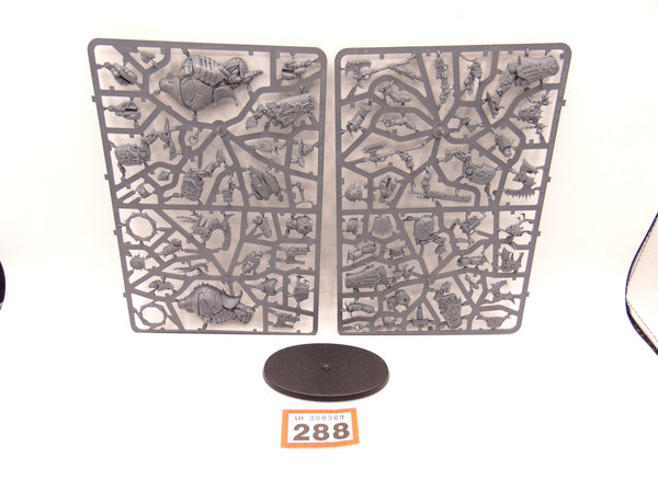 World Eaters Chaos Lord on Juggernaut / Lord Invocatus