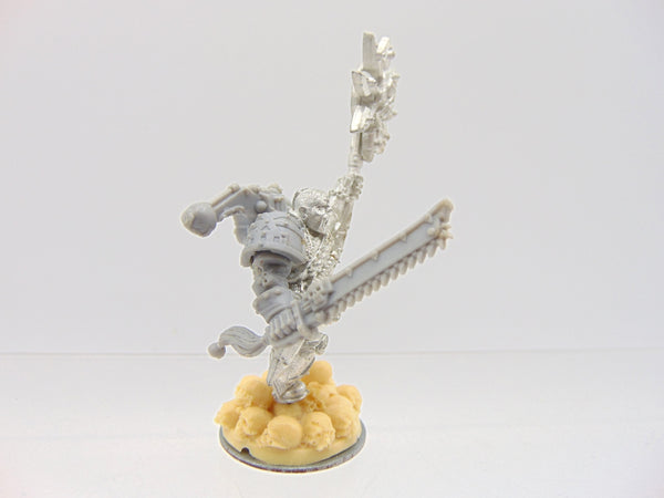 Khorne Icon Bearer