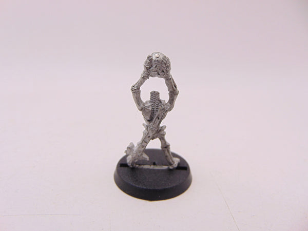 C17 Skeleton Head Holder