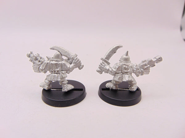 Gretchin Autopistol & Knife