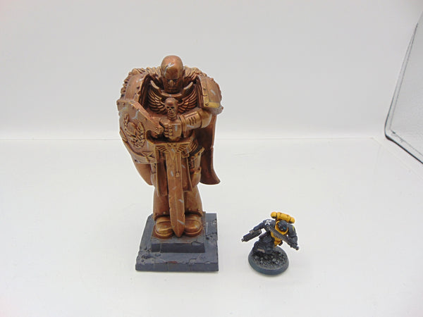 Honoured Imperium Statue