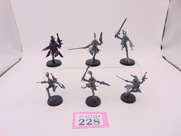 Harlequin Troupe