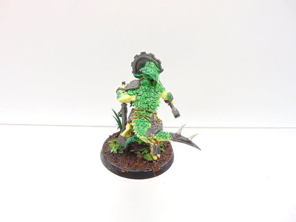 Saurus Astrolith Bearer