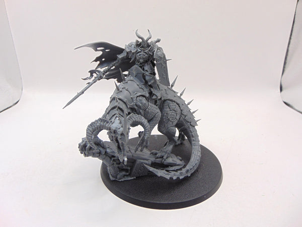 Abraxia, Spear of the Everchosen