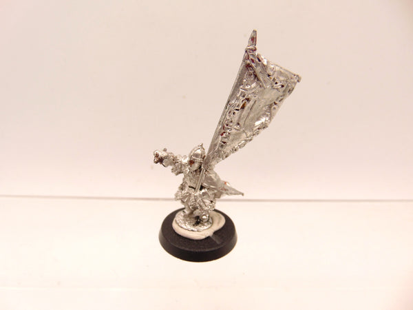 Dwarf King's Champion Standard