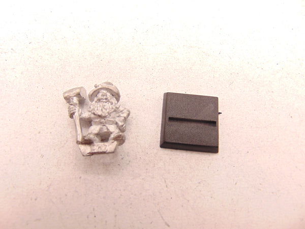DW7 MM10 Dwarf Two handed Hammer