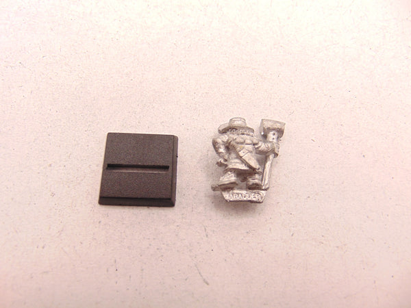 DW7 MM10 Dwarf Two handed Hammer