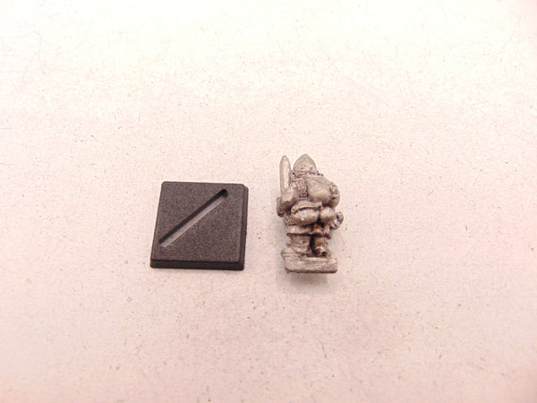 Dwarf Adventurer D4 Nobin
