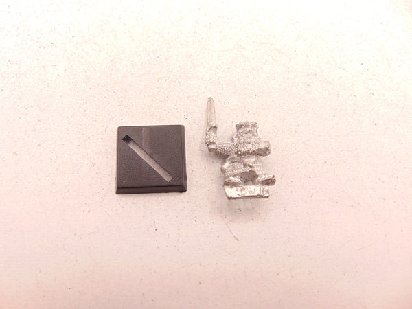 Marauder MM10 Dwarf - DW11 Dwarf With Sword