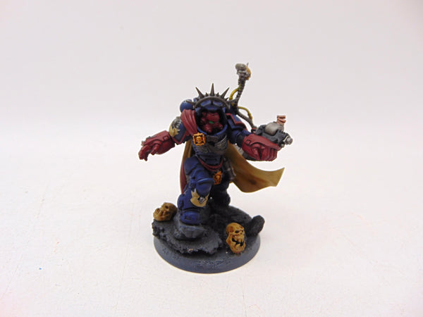 Primaris Captain in Gravis Armour
