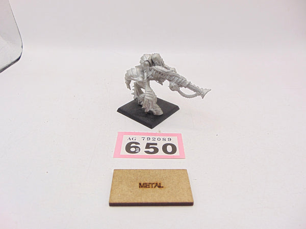 Tyranid Warrior with Barbed Strangler