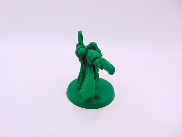 Primaris Captain with Power Fist