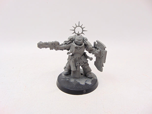 Primaris Lieutenant with Storm Shield