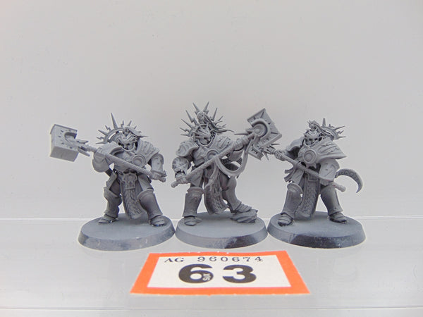 Retributors
