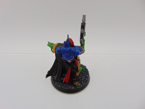 Primaris Captain in Phobos Armour