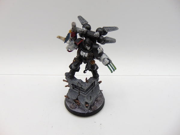 Chapter Master Kayvaan Shrike