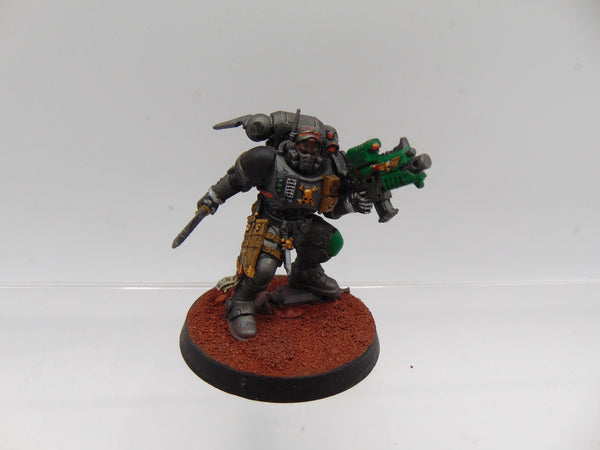 Primaris Lieutenant in Phobos Armour