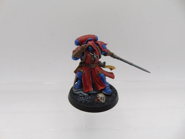 Primaris Librarian in Phobos Armour