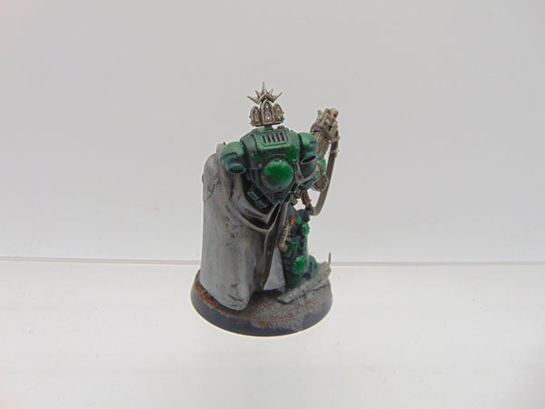 Primaris Captain in Gravis Armour