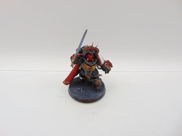 Primaris Captain in Gravis Armour