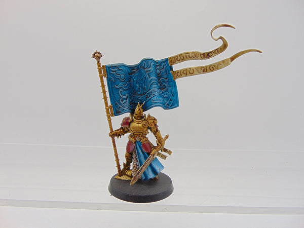 Knight Vexillor with Banner of Apotheosis