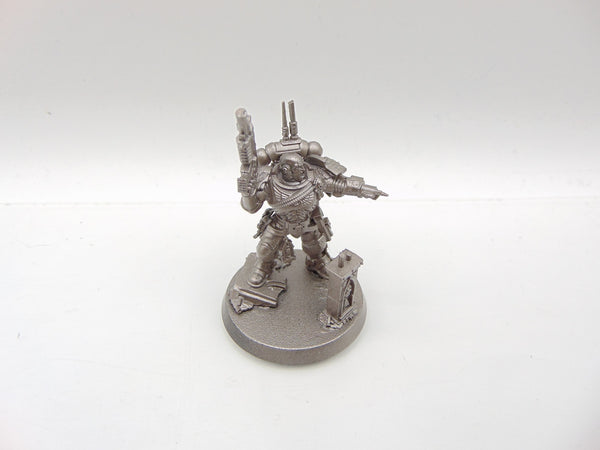 Primaris Lieutenant in Phobos Armour