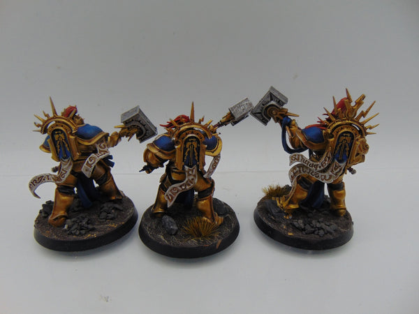 Retributors