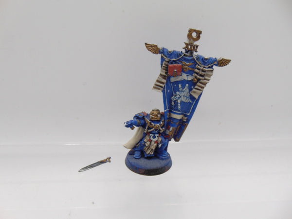 Blades of Ultramar Standard