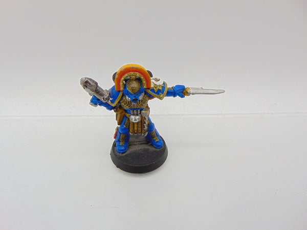 Ultramarines Captain