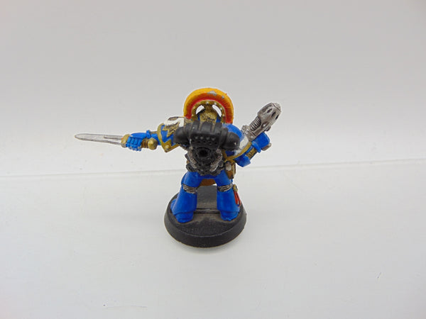 Ultramarines Captain