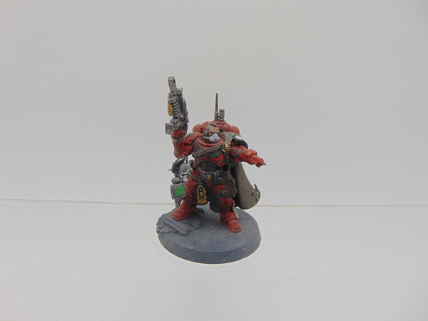 Primaris Captain in Phobos Armour