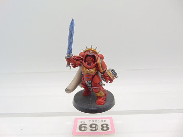 Primaris Captain in Gravis Armour