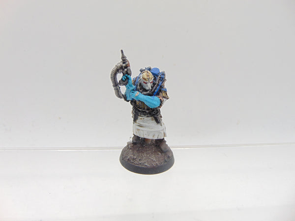 Solar Auxilia Surgeon-Primus Aevos Jovan & Medicae Orderlies