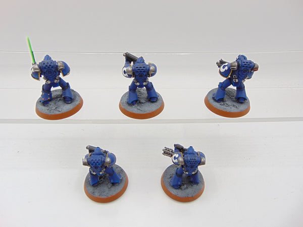 Ultramarines Combat squad