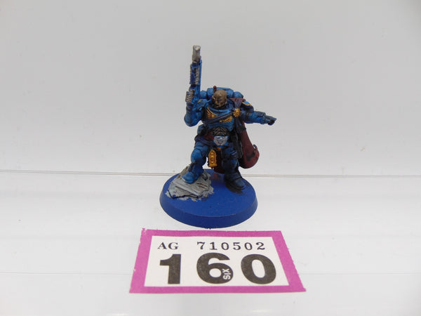 Primaris Captain in Phobos Armour